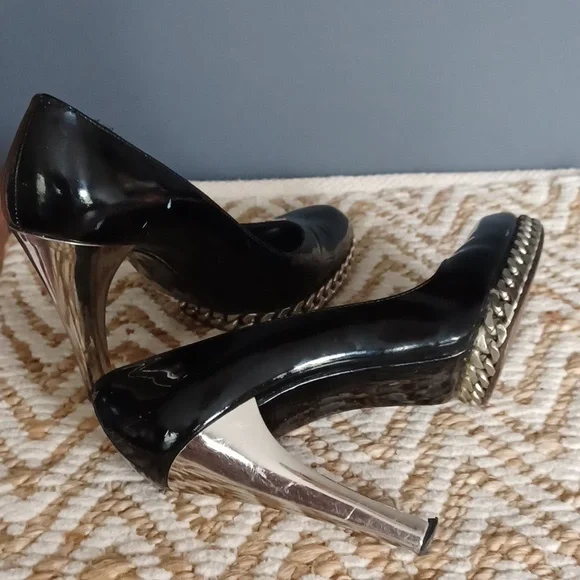 Stuart Weitzman Patent Leather Pumps - Picture 10 of 16